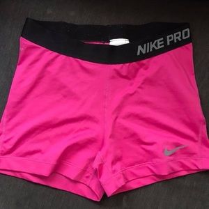 Nike Pro